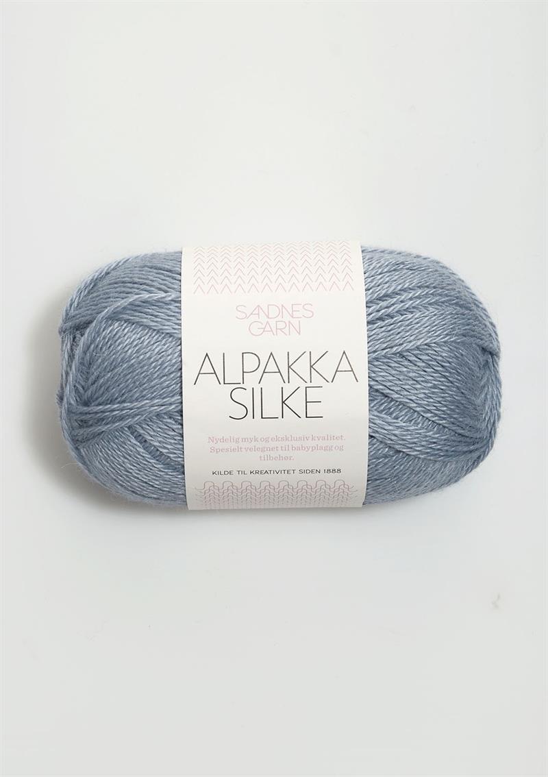 Alpakka silke, Støvet blå