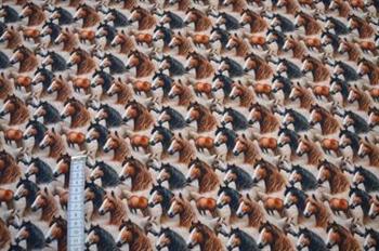 Poplin digital, Heste