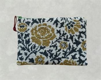 Wild rose - clutch - Baldyre